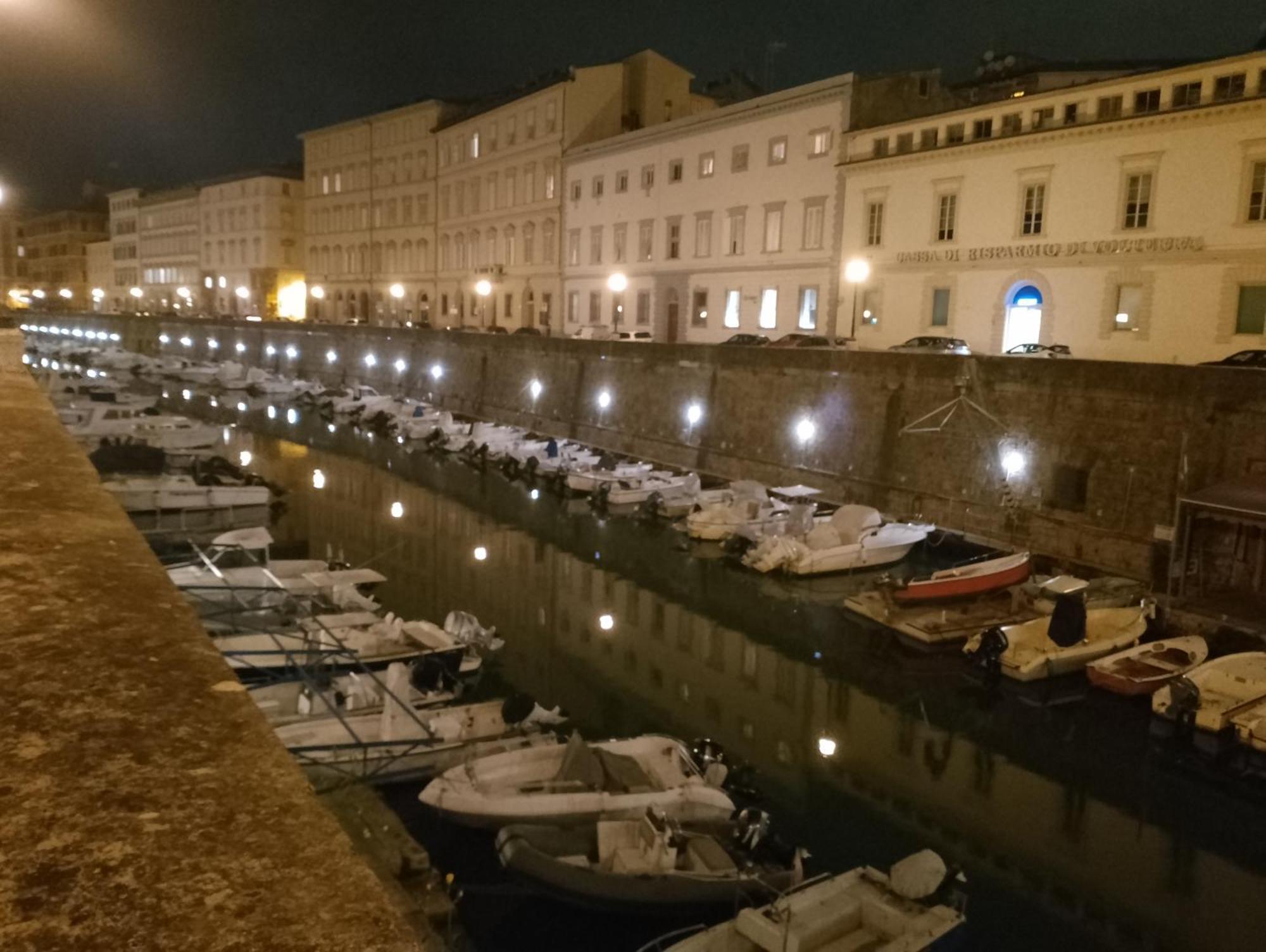 Apartmán Casa Cavour Livorno Exteriér fotografie